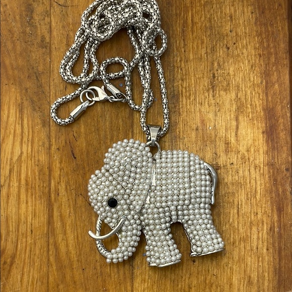 Jewelry - Silver Pearl Encrusted Elephant Pendant Necklace